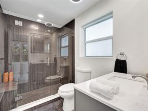 539 NE 25th St, Wilton Manors FL 33305