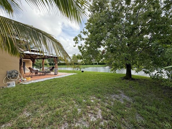 12611 SW 28th St, Miramar FL 33027