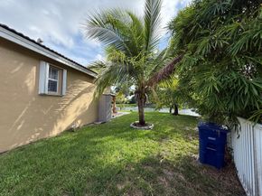 12611 SW 28th St, Miramar FL 33027