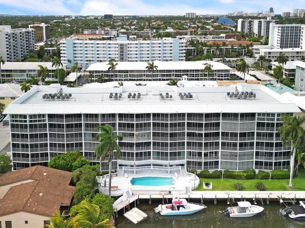 3050 NE 47th Ct 204, Fort Lauderdale FL 33308