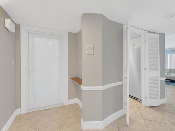 3050 NE 47th Ct 204, Fort Lauderdale FL 33308
