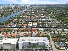 3050 NE 47th Ct 204, Fort Lauderdale FL 33308