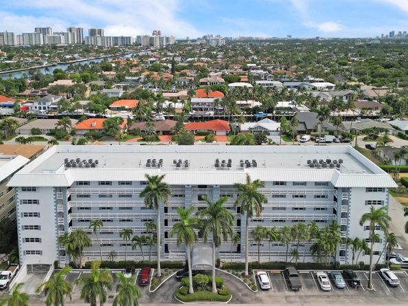 3050 NE 47th Ct 204, Fort Lauderdale FL 33308