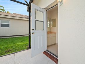 1110 Fairfax Ln, Weston FL 33326