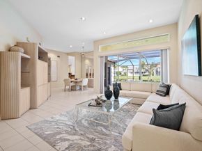 1110 Fairfax Ln, Weston FL 33326