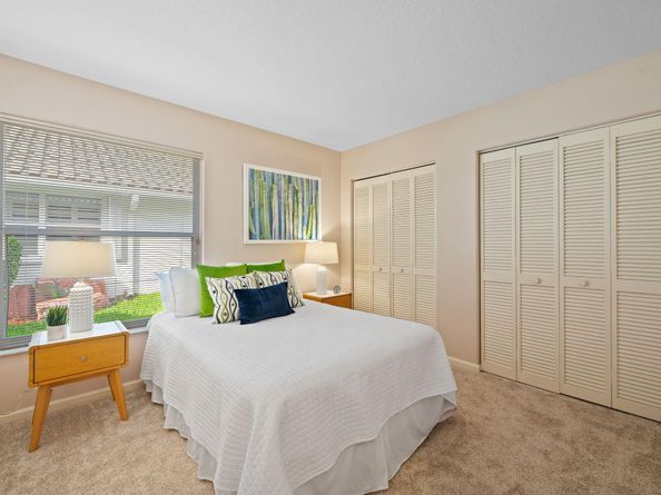 1110 Fairfax Ln, Weston FL 33326