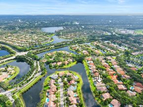 1110 Fairfax Ln, Weston FL 33326