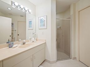 1110 Fairfax Ln, Weston FL 33326