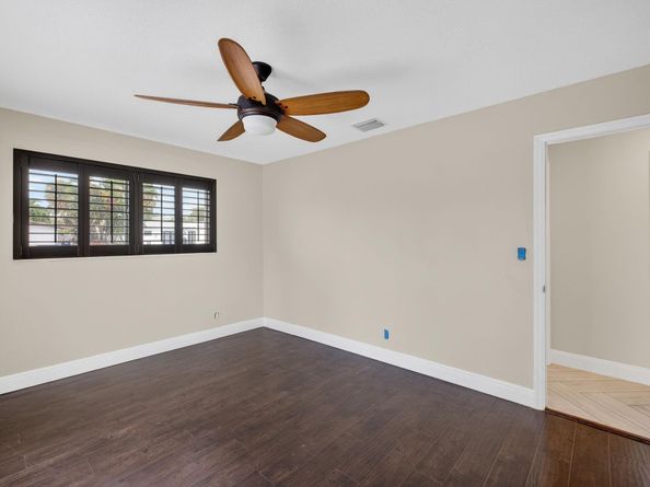 1460 NE 57th Ct, Fort Lauderdale FL 33334