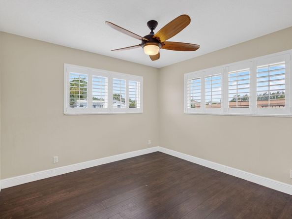1460 NE 57th Ct, Fort Lauderdale FL 33334