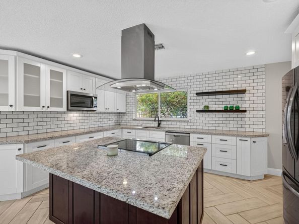 1460 NE 57th Ct, Fort Lauderdale FL 33334
