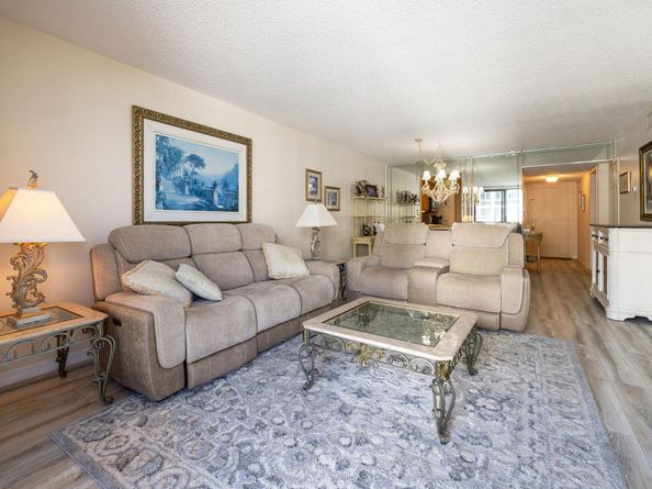 3100 NE 48th St 609, Fort Lauderdale FL 33308
