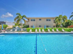 2131 NE 42nd Ct 104e, Lighthouse Point FL 33064