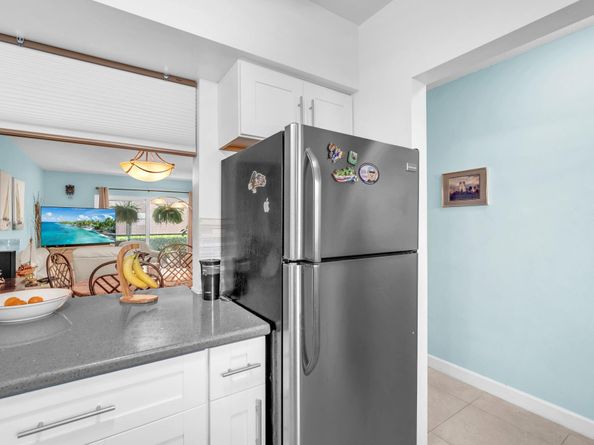 2131 NE 42nd Ct 104e, Lighthouse Point FL 33064