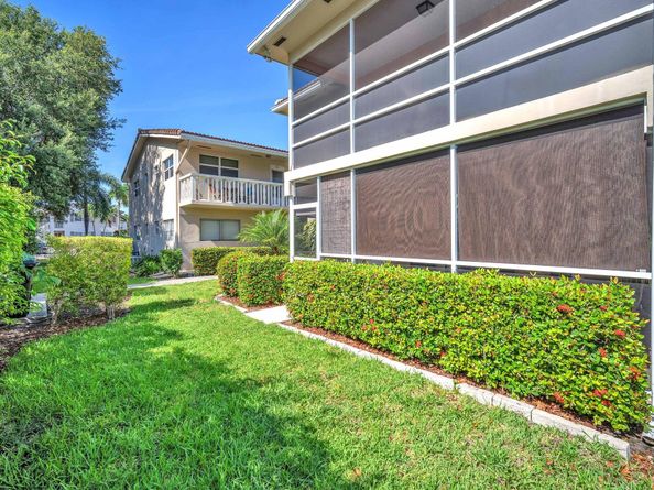 2131 NE 42nd Ct 104e, Lighthouse Point FL 33064