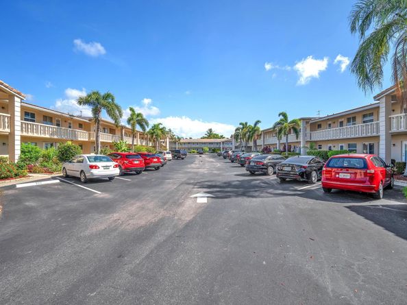 2131 NE 42nd Ct 104e, Lighthouse Point FL 33064