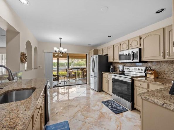 3089 Lucerne Park Drive Drive, Greenacres FL 33467