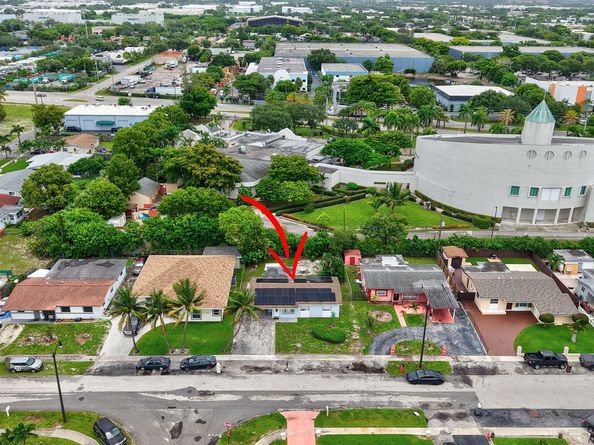 2341 NW 12th Court, Pompano Beach FL 33069
