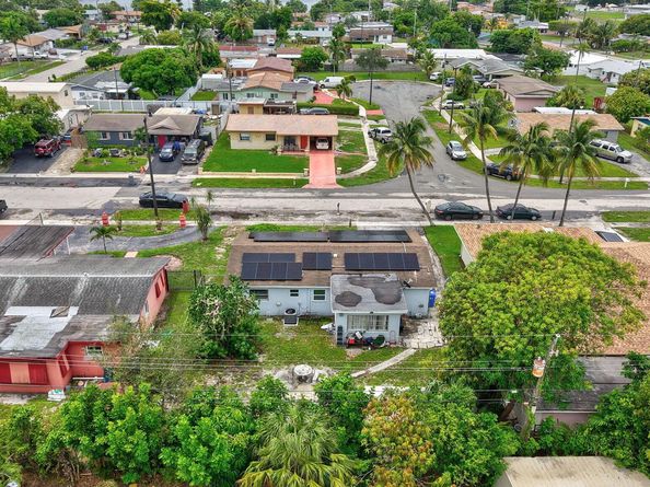 2341 NW 12th Court, Pompano Beach FL 33069