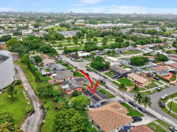 2341 NW 12th Court, Pompano Beach FL 33069