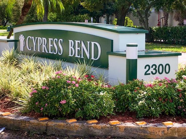 2320 S Cypress Bend Dr 106, Pompano Beach FL 33069