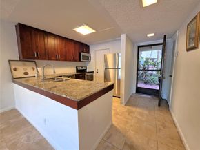 2320 S Cypress Bend Dr 106, Pompano Beach FL 33069