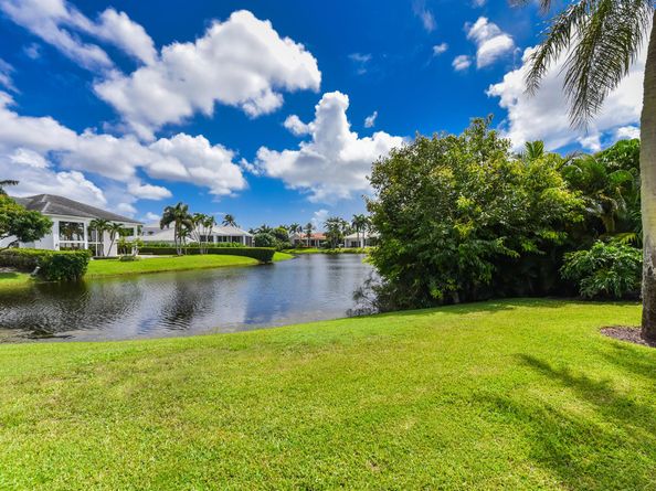 6923 Queenferry Circle, Boca Raton FL 33496