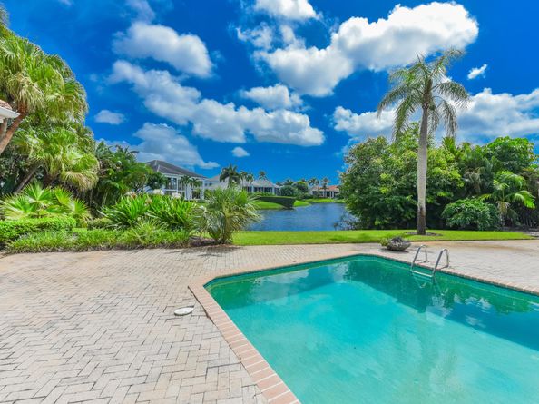 6923 Queenferry Circle, Boca Raton FL 33496