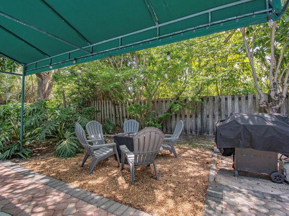 6711 NW 26th Avenue, Fort Lauderdale FL 33309