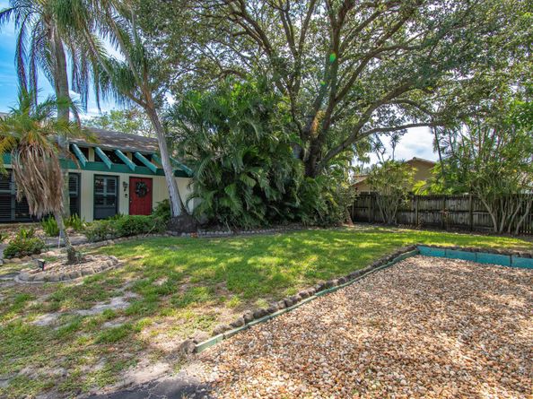 6711 NW 26th Avenue, Fort Lauderdale FL 33309
