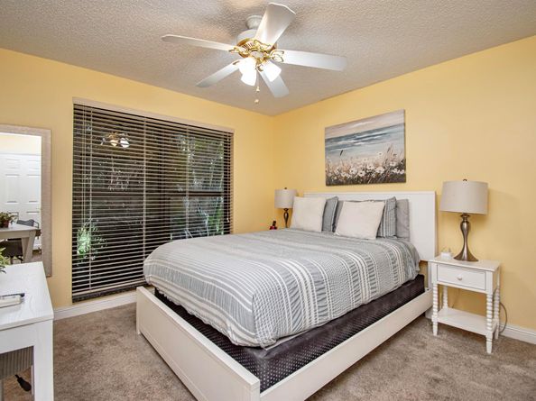 6711 NW 26th Avenue, Fort Lauderdale FL 33309