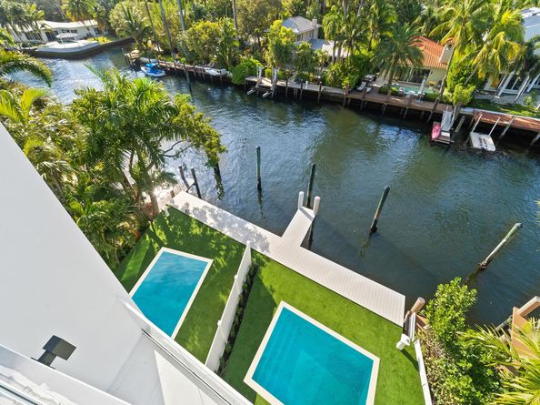 423 Hendricks Isle, Fort Lauderdale FL 33301