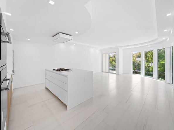 423 Hendricks Isle, Fort Lauderdale FL 33301