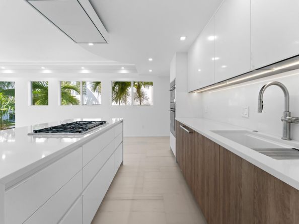 423 Hendricks Isle, Fort Lauderdale FL 33301