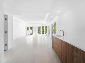 423 Hendricks Isle, Fort Lauderdale FL 33301