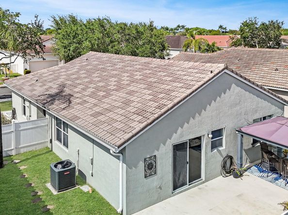 16502 NW 22nd Street, Pembroke Pines FL 33028