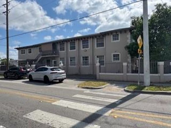 1313 SW 24th Ave, Miami FL 33145