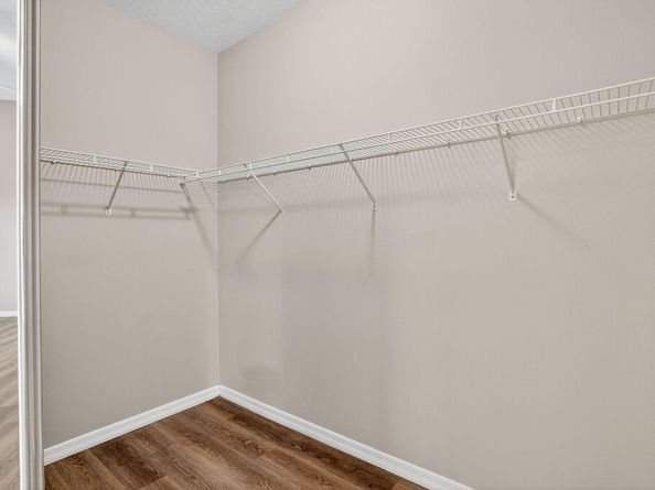 1366 Crossbill Court, Weston FL 33327
