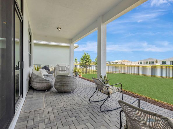 5320 Saint Armands Way, Westlake FL 33470
