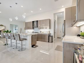 5320 Saint Armands Way, Westlake FL 33470
