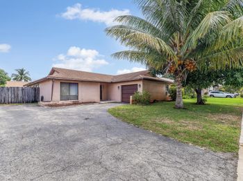 8611 NW 47th Court