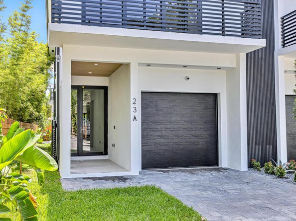 23 SE 12 Avenue B, Fort Lauderdale FL 33301