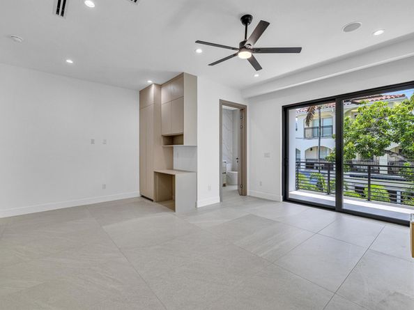 23 SE 12 Avenue B, Fort Lauderdale FL 33301