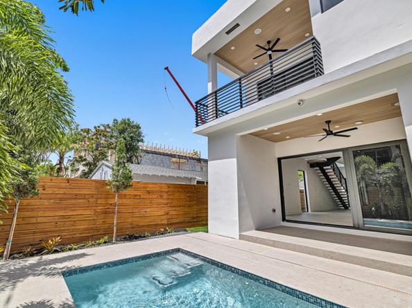 23 SE 12 Avenue B, Fort Lauderdale FL 33301