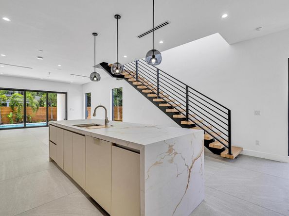 23 SE 12 Avenue B, Fort Lauderdale FL 33301