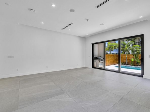 23 SE 12 Avenue B, Fort Lauderdale FL 33301
