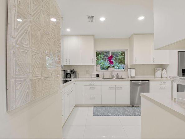 19452 Waters Reach Lane 305 Lane 305, Boca Raton FL 33434