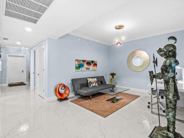 2650 Lake Shore Drive 406, Riviera Beach FL 33404