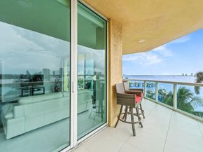 2650 Lake Shore Drive 406, Riviera Beach FL 33404