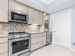 2650 Lake Shore Drive 406, Riviera Beach FL 33404